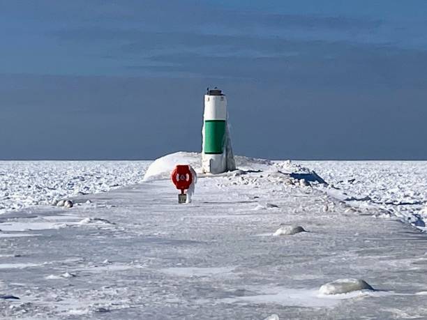 istock Frozen Lake Michigan in South Haven 2195916011