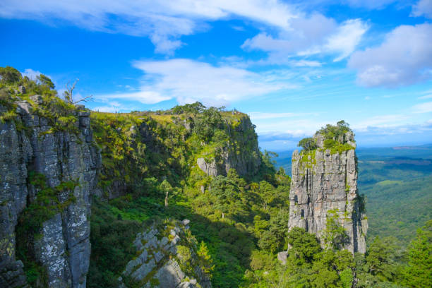 Free picture: Pinnacle rock, a massive quartzite rock formation, near ...