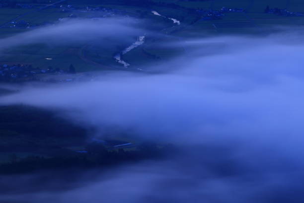 Sunrise and sea of ​​clouds