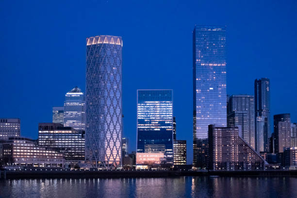 istock Canary Wharf London 2196001474