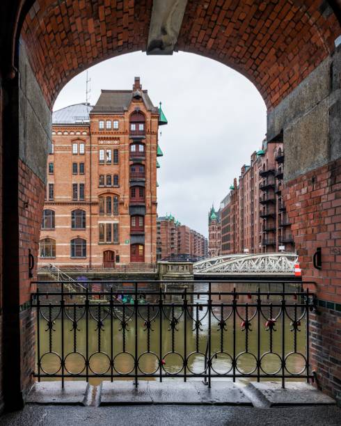Hamburg, Germany – December 05, 2024: Speicherstadt in Hamburg showcases Neo-Gothic and modernist architecture.