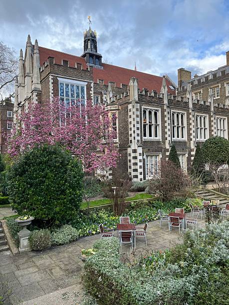 istock Elegant historic courtyard in London 2196180564