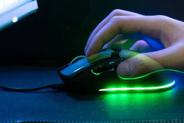 istock Concept of convenience of a computer mouse, man demonstrates grip 2196285224