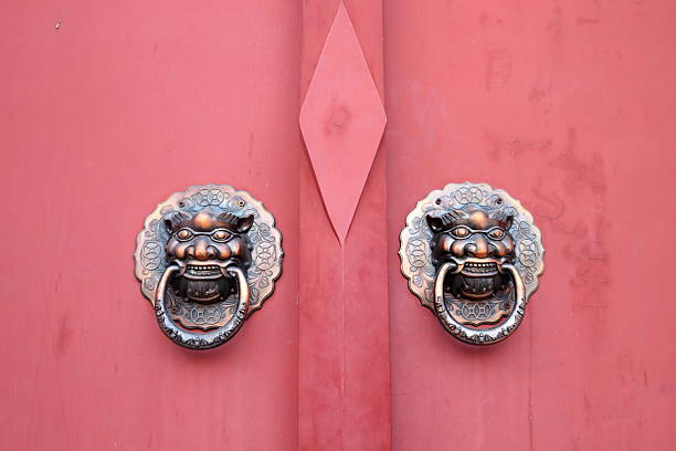 Lion knock door in Chinese temple