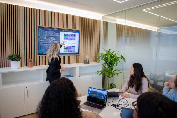 istock Women working in the office 2196601780