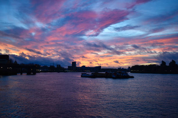 Thames view looking west.