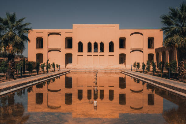 istock Reflecting pool and traditional iranian architecture in kashan 2196617888