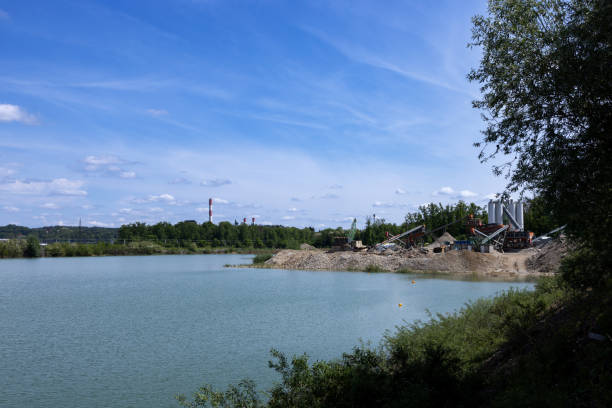 The industry. Processing of crushed stone and gravel