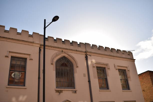 istock A historic building with the sun rising behind it 2196707338