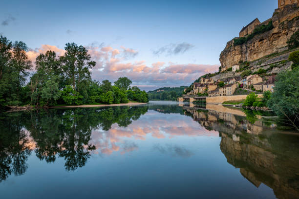 aquatic vision of the dordogne river