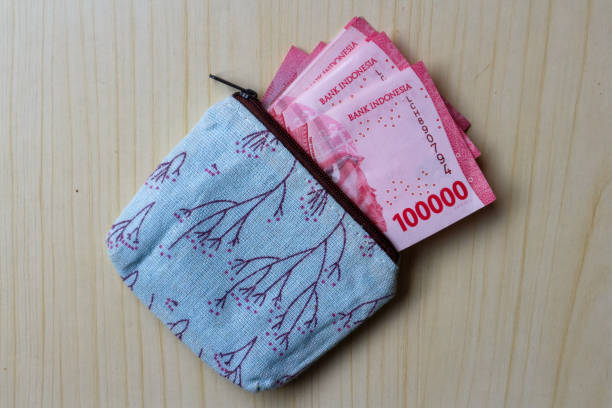 istock Rupiah money in wallet, 100,000 Rupiah, THR on Eid al-Fitr 2196921187