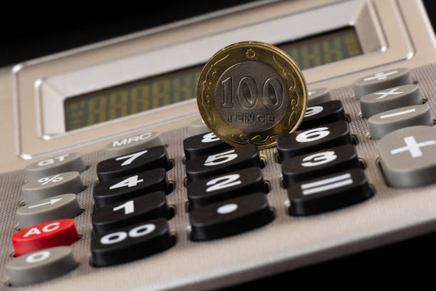 100 Kazakhstan tenge coin and calculator