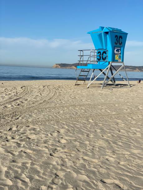istock Lifeguard Tower in Southern California 2197065695