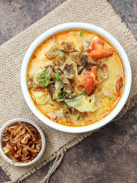 Tongseng Sapi is an Indonesian beef stew dish in curry
