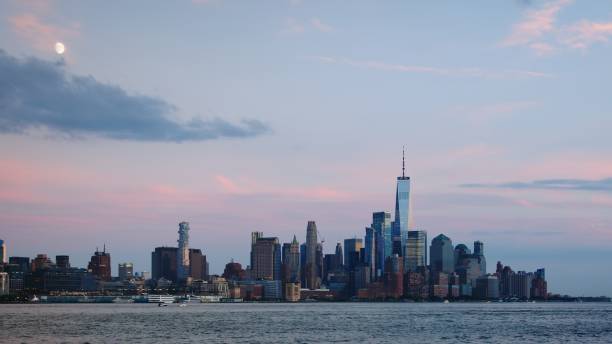 istock New York, NY at Sunset 2197143218
