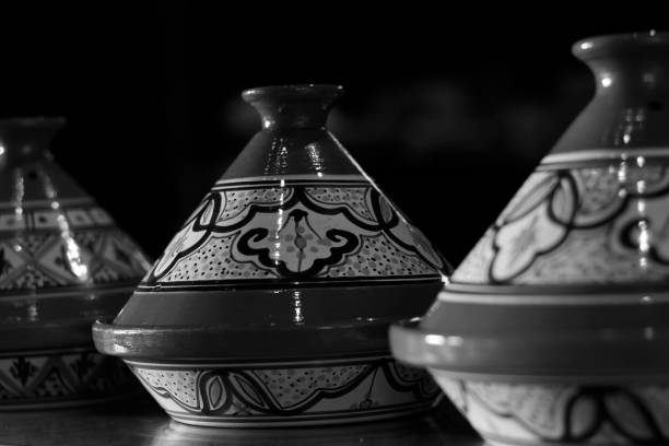 Moroccan Handmade Serving Tagine Exquisite Ceramic pot with lid