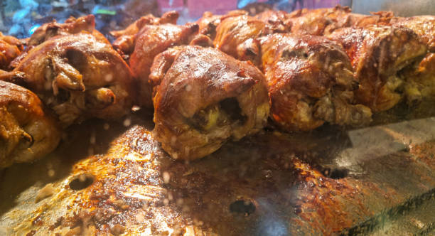 Seasoned flour fried chicken in food warmer