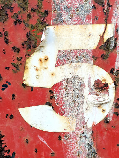 istock Written Wording in Distressed State Typography Found Number 5 five  Ransom Note 2197383267