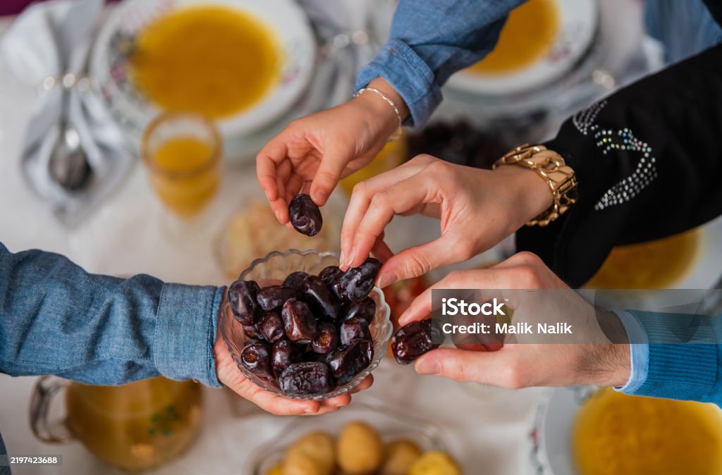 ramadan dates eat ramadan dates eat