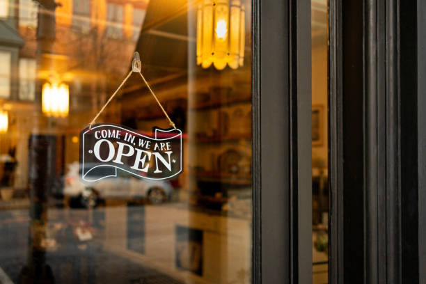 istock The open sing in front of a store 2197522274