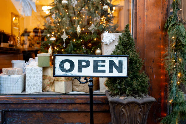 istock The open sing in front of a store 2197522314