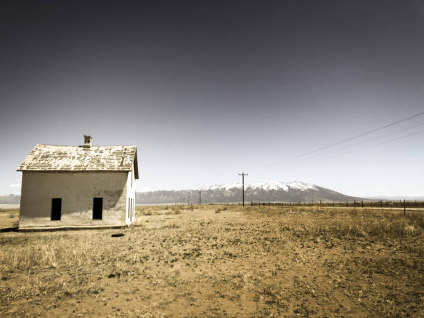 istock Abandoned Old House in Colorado Desert Retro Style 2197669477