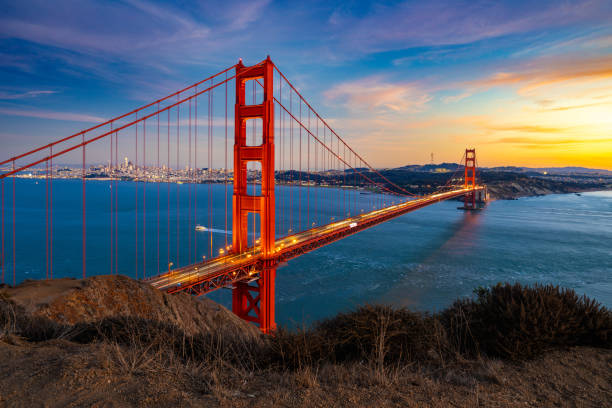 istock Golden Gate Bridge San Francisco Sunset View 2197700290