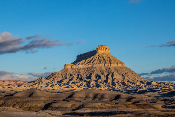 istock Majestic Butte in a Vast Desert Landscape 2197700484