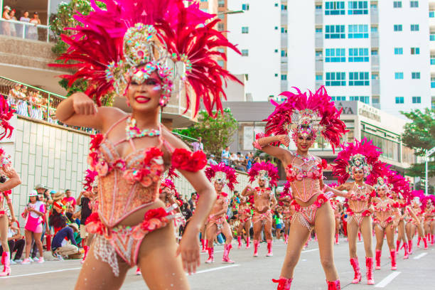 die comparsa von barranquilla - cumbia stock-fotos und bilder