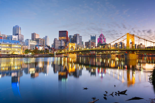 istock Pittsburgh, Pennsylvania, USA Skyline on the River 2197969870