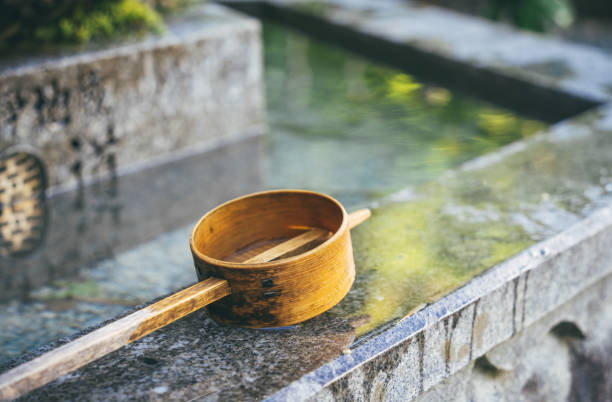 Tea ceremony, pouring hot water