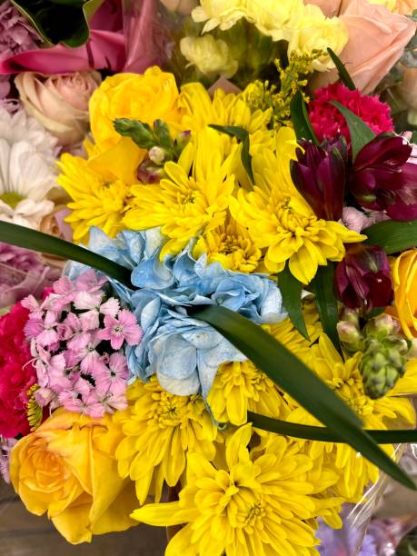 istock Bouquet of Roses 2198060826