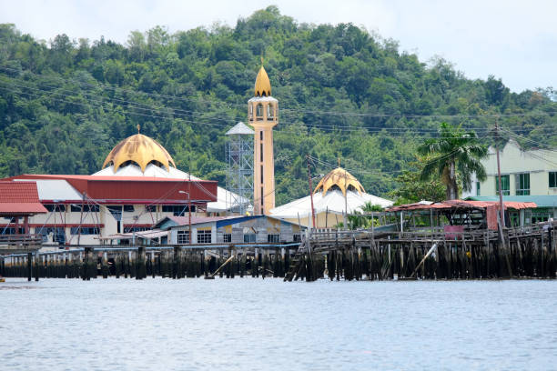 istock Al-Muhtadee Billah Mosque, Kampung Ayer, Brunei 2198112149