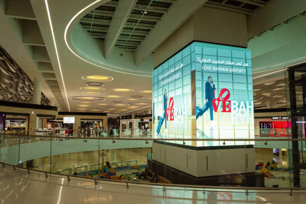 Duty-free shops at Bahrain International Airport Manama, Bahrain - January 22, 2025: Duty-free shops at Bahrain International Airport retail digital signage stock pictures, royalty-free photos & images