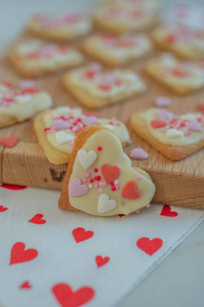 istock Red and pink heart cookies 2198526509