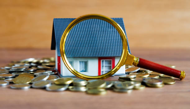 istock House Under the Magnifying Glass: Uncovering Hidden Costs and Defects 2198924545