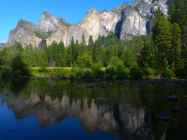 istock View from Mirror Lake, Yosemite National Park, California 2199053679