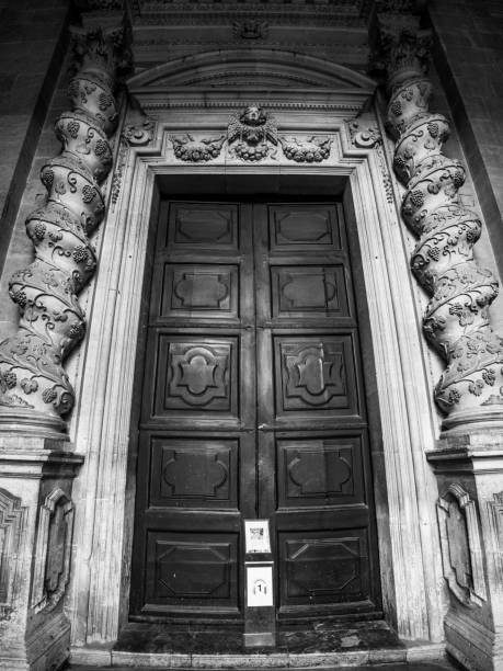 istock Sicily sea and city 2199115202