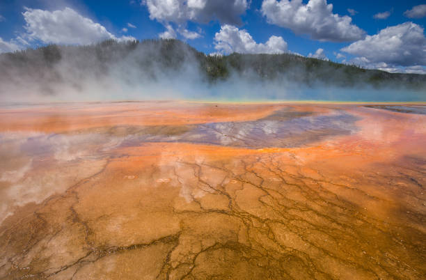 istock Spectacular geothermal color palette 2199155672