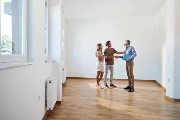 istock Successful deal with a real estate agent! 2199305183
