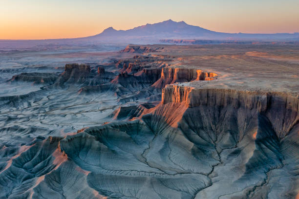 istock Moonscape Overlook Aerial Sunrise 2 2199489982