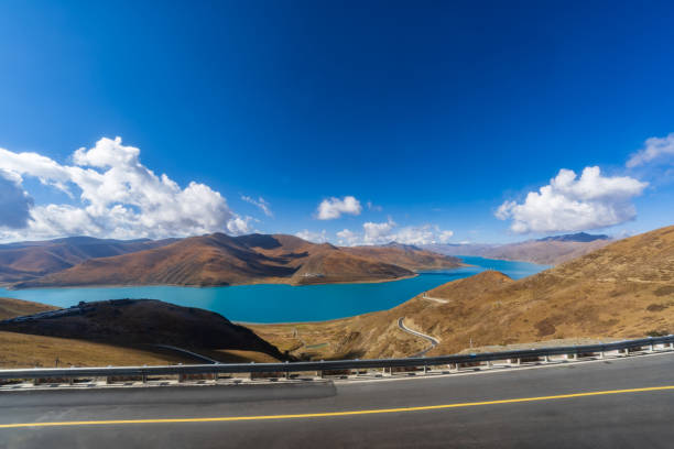 Tibet Yamzho Yumco lake