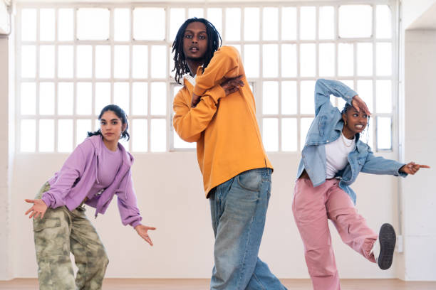 istock Young group of multiethnic hip-hop dancers dancing 2199535818