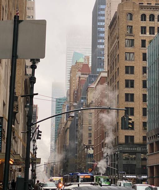 istock Busy New York Street 2199654022