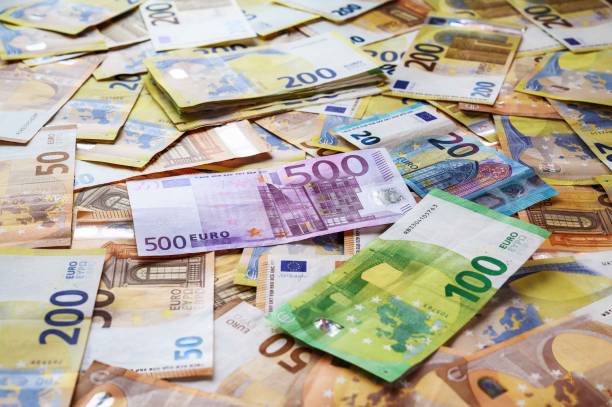 istock Banknotes, Currency, Finance 2199915294