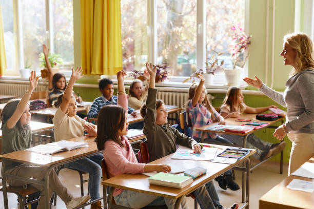 istock Let's see who knows the answer to my question! 2200112584