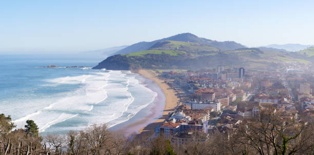 istock Beach and town of Zarautz. 2200117870