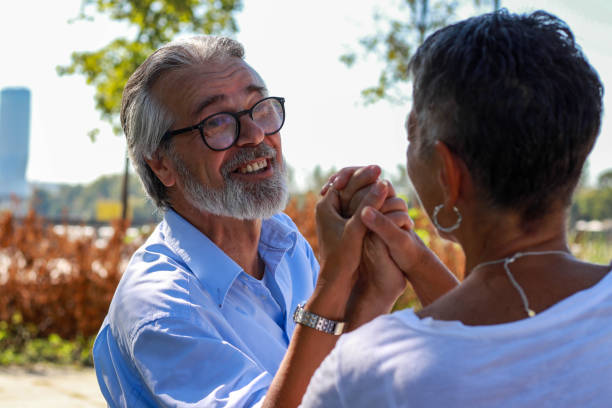 istock Date of senior couple 2200138413