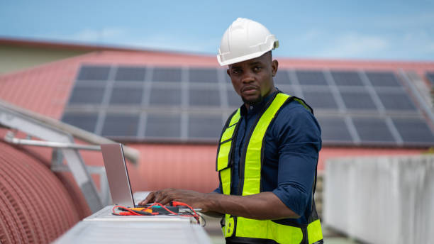 istock Engineers are inspecting the air conditioning system in a large building or industrial facility. 2200427586