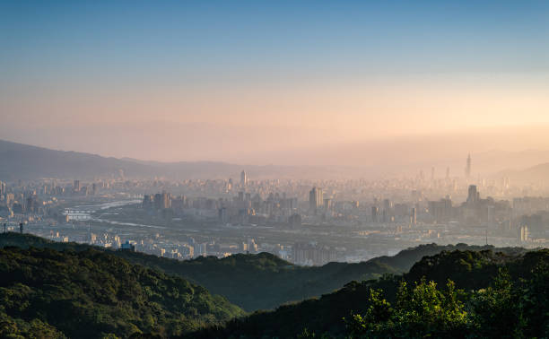 istock Morning Glow Over Taipei From Datian Mountain. 2200504364